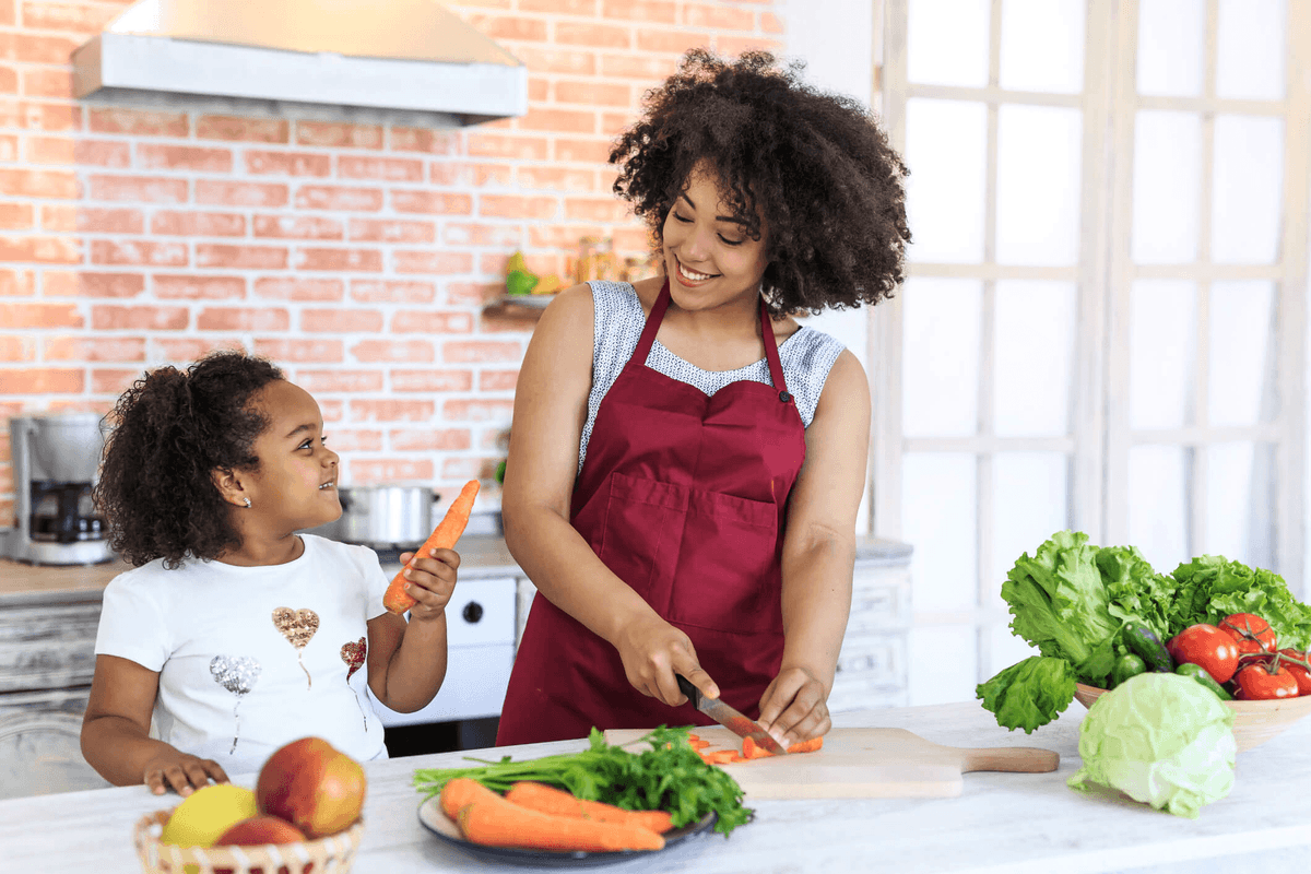 Imagem ilustrativa: Confira 4 dicas incríveis de alimentação saudável para crianças!